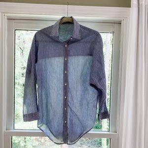 Lightweight Striped Button Down Size Small